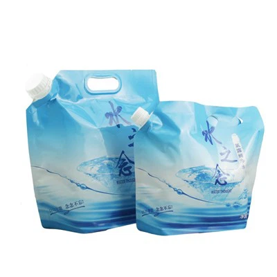 Aluminiowa torebka z dzióbkiem do wody